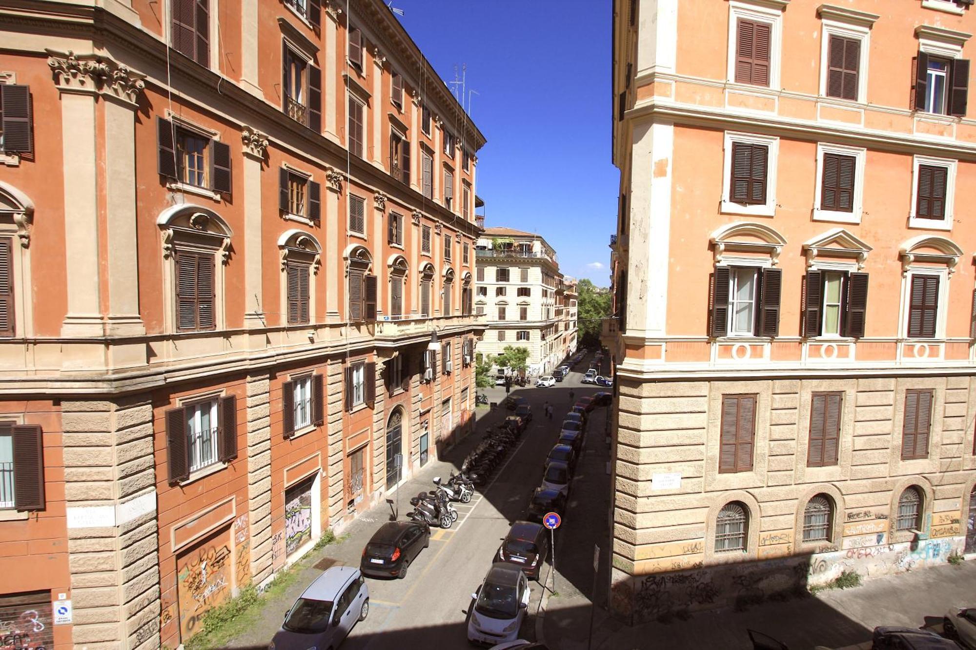 Mameli House Apartment Rome